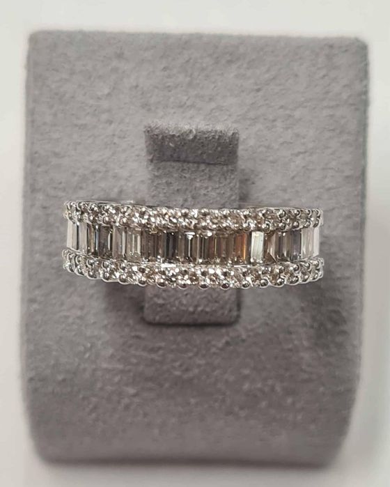 Inel din aur alb 18k, cu diamante naturale, IAU784