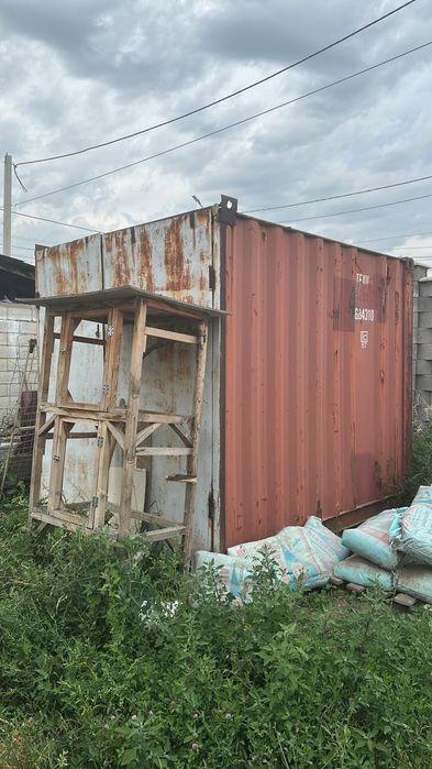 Продам контейнер 5,тонн.Б/у. В рабочем состояни.