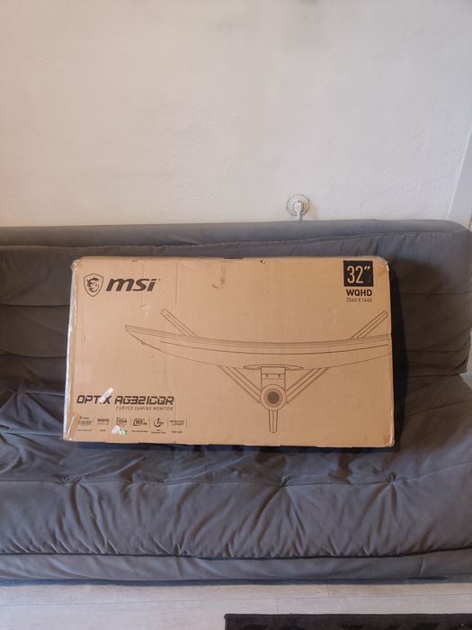 Монитор 31.5 MSI Optix AG321CQR