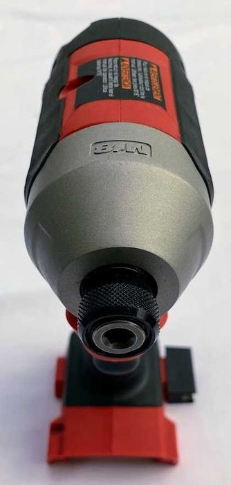 САЩ, Безчетков Импакт Milwaukee, Образец от Магазин, Само Тяло !!!