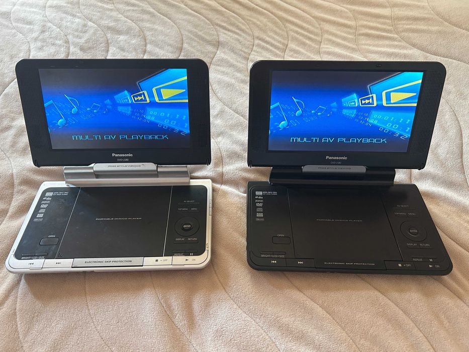 2 Panasonic преносими DVD player модели LS80 и LS83