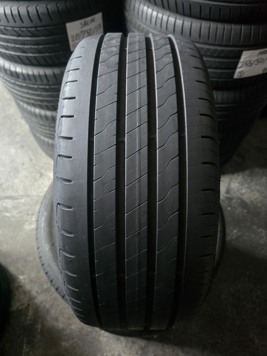 Goodyear 215/45 R16 90V vară
