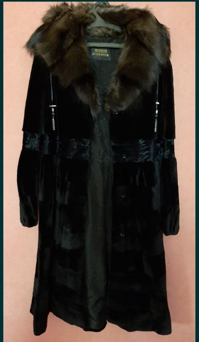 Продам норковую шубу р.44-46