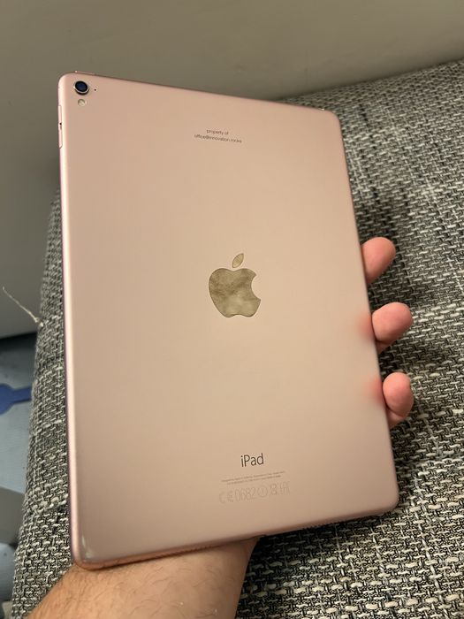 iPad Pro 9.7” Gold 32 GB WiFi – Perfect Funcțional
