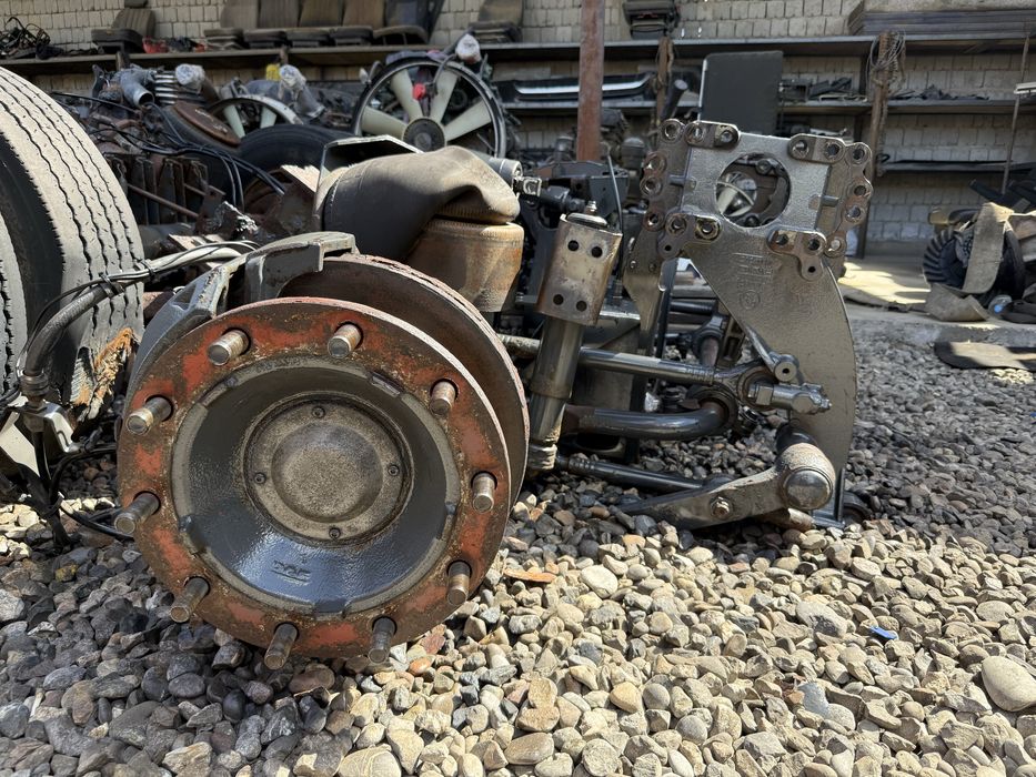 Ленивец Mecedes mp3,4 Scania