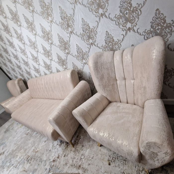 Продам мягкий уголок