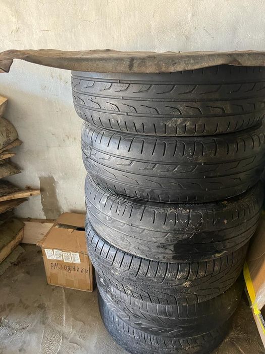 Продам б/у летние шины