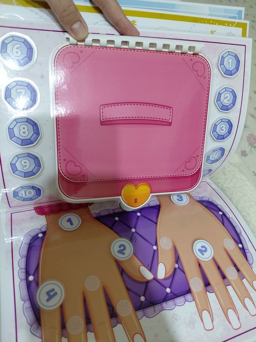 Продам сборник игр на липучках