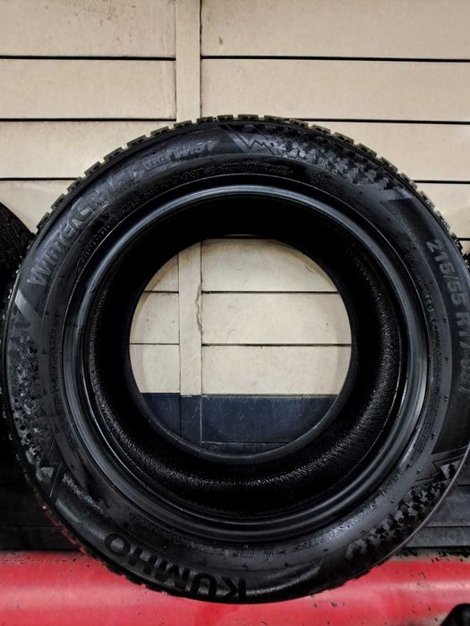KUMHO WI51 215/55R17