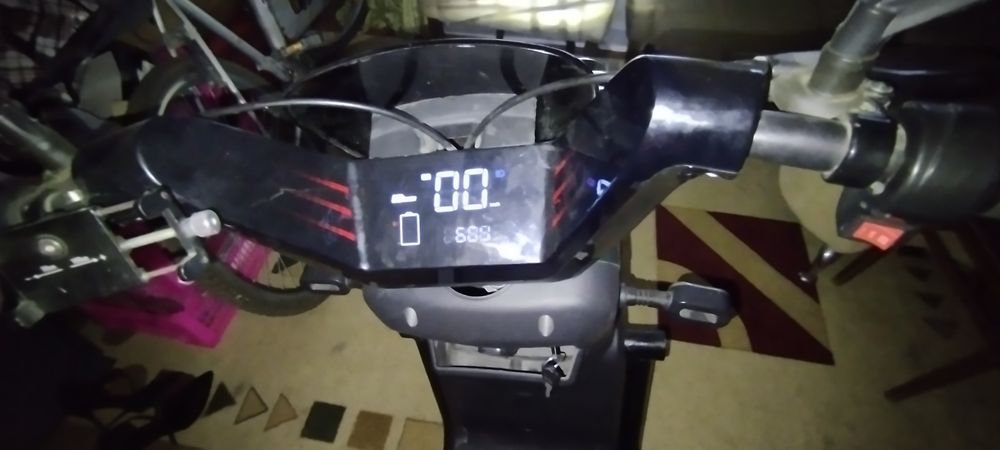 Продаю элекроскутер