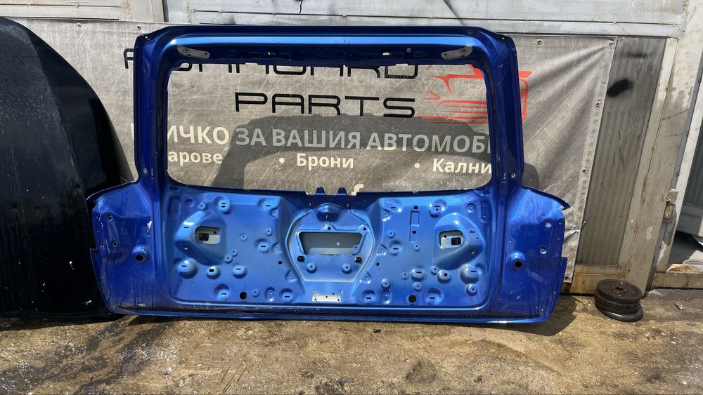 Багажна врата Audi Q7 2015-