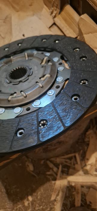Феродов диск  LUK Toyota Rav4 2.2 d-cat