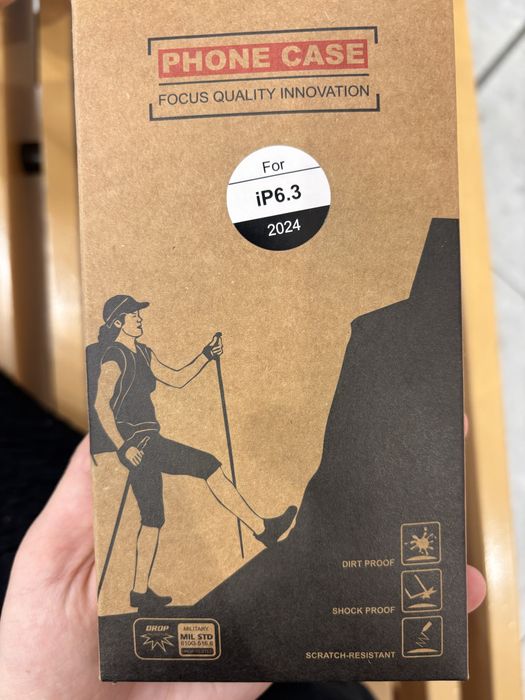 Кейс за Iphone 16 pro Black/Clear