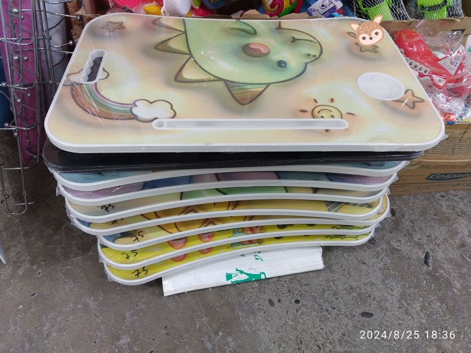 Мини Парта для детей можно и для взрослых ноутбука