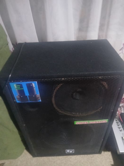 Musiqa anjomi sotiladi