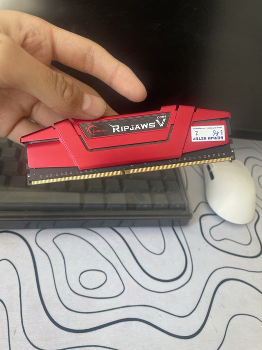 Оперативная память 4GB DDR4