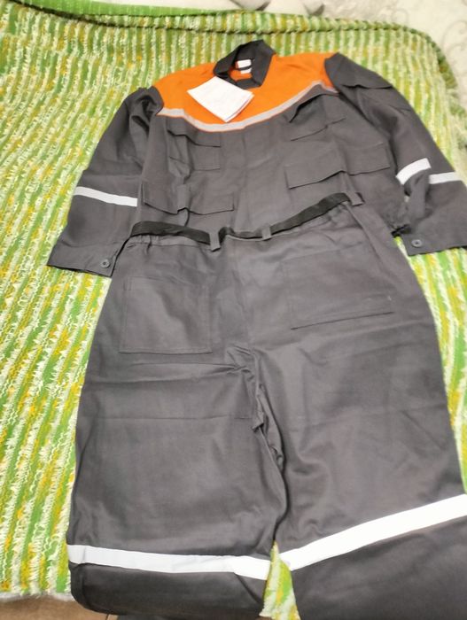 продам рабочий костюм.