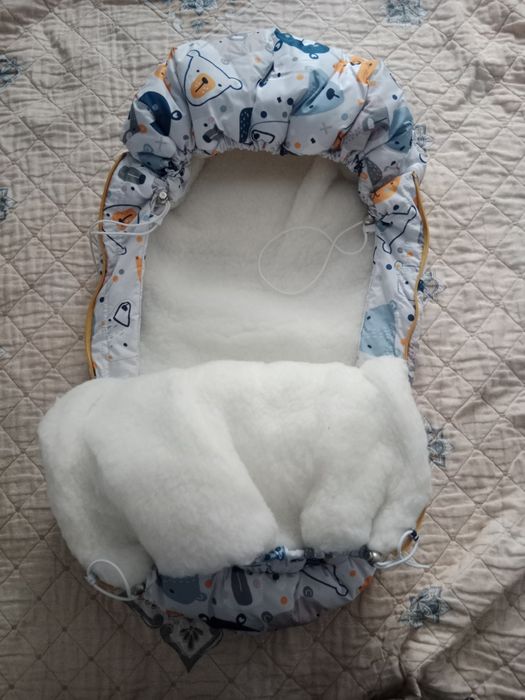 Продам конверт на выписку