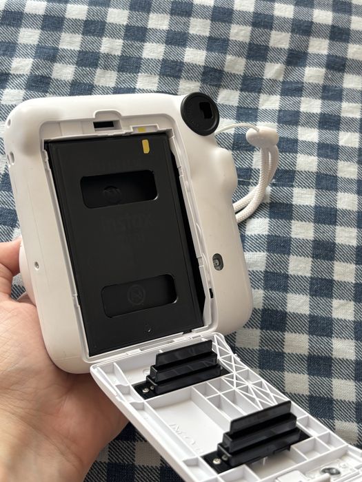 фотоаппарат instax mini 12