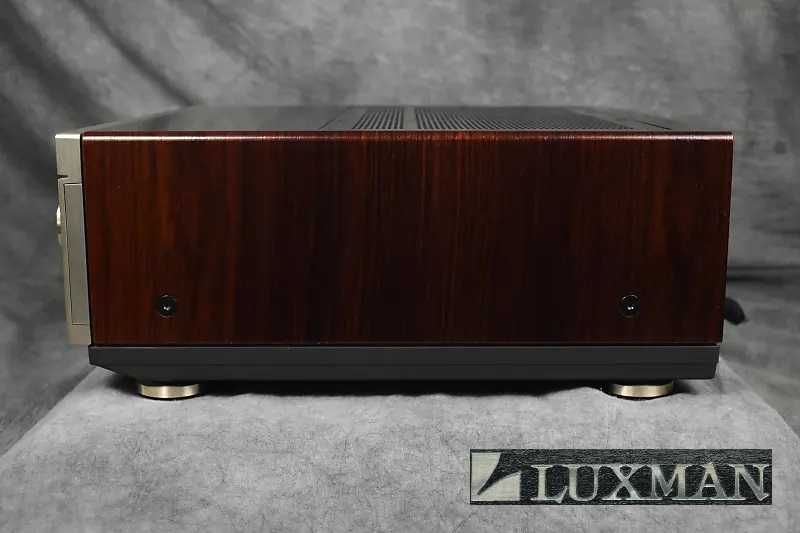 Музыкальный топовый интегральный усилитель Luxman
