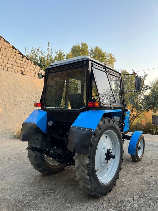 Mtz80 traktori sotiladi