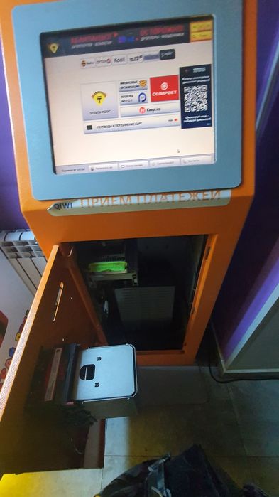 Терминал самообслуживания