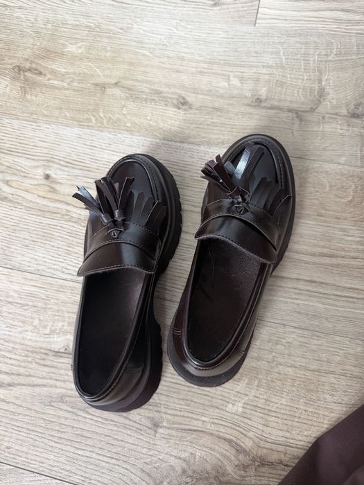 Чисто кови мокасини лоуфъри