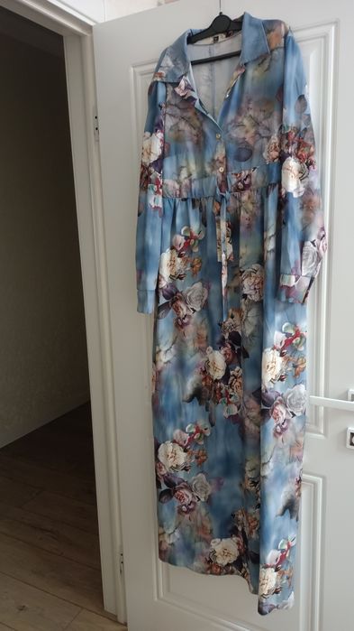 Платья в отличном состоянии