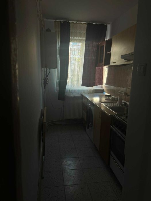 Inchiriez apartament 2 camere