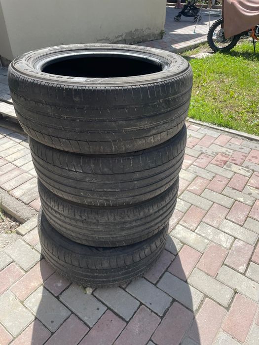 Летние шины 215/55/R17