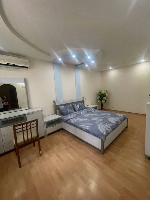 Продается 3х ком 80м2 Ц-2 Алайский рынок