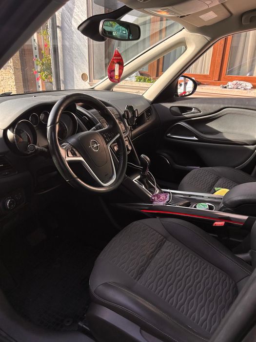 Opel Zafira 2014