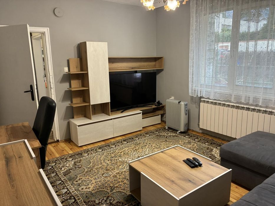 Етаж от къща под наем кв. Драгалевци, София