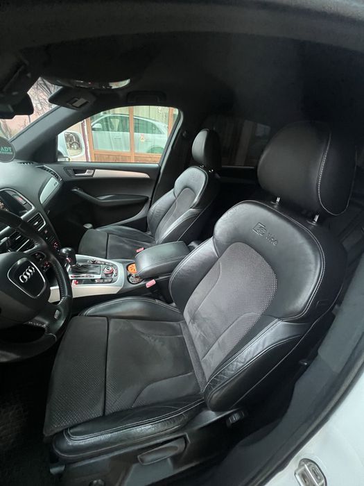 Audi Q5 2.0 TDI S-line quattro