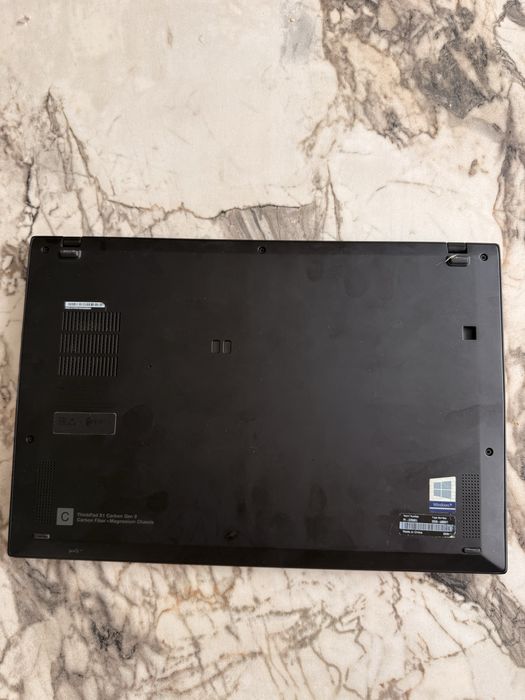 Lenovo ThinkPad X1 Carbon Gen 8