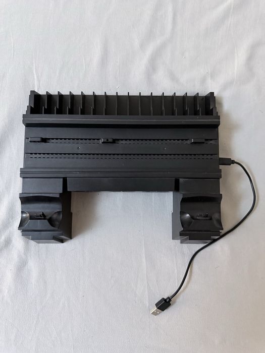 Игровая консоль PS-4 Pro