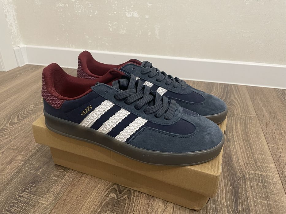 Кроссовки Adidas