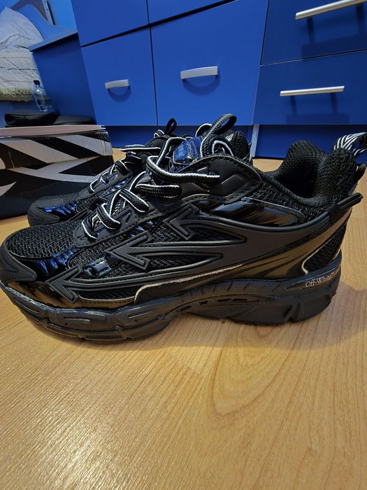 Off-White Be Right Back Full Black