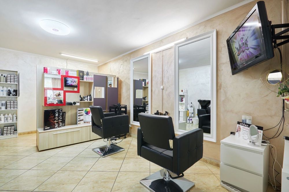 Afacere la cheie! Salon de înfrumusețare!