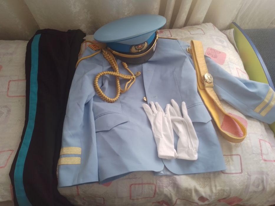 Продам Кадетскую одежду