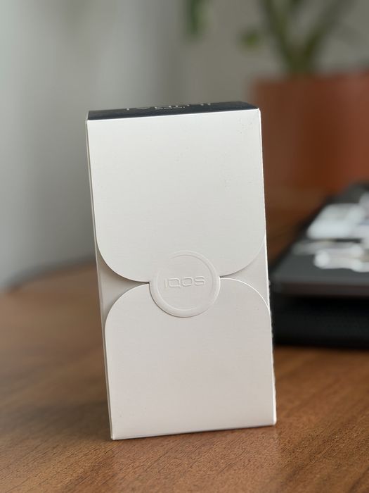 IQOS ILUMA i sigilat