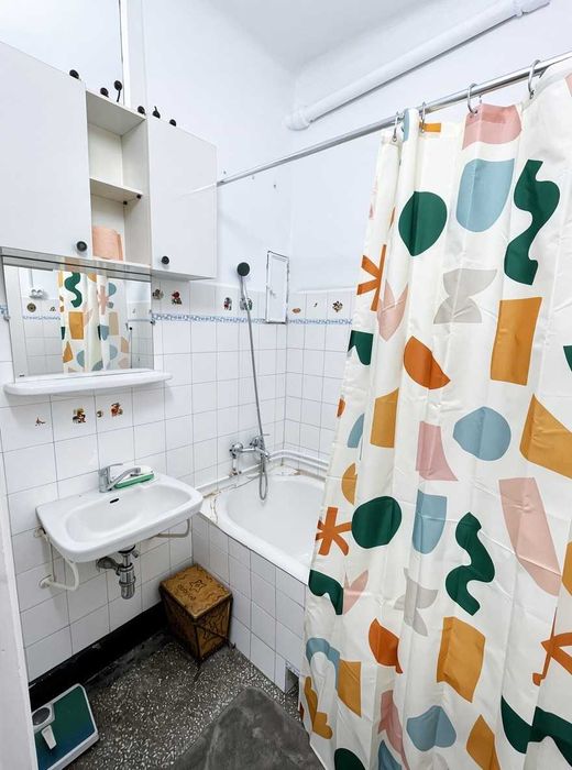 Apartament 32 mp etaj 2 | Farmec Marasti | orientare SUD | prima chirie