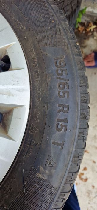 Super oferta !!! Roți de iarnă 195/55 R15 T