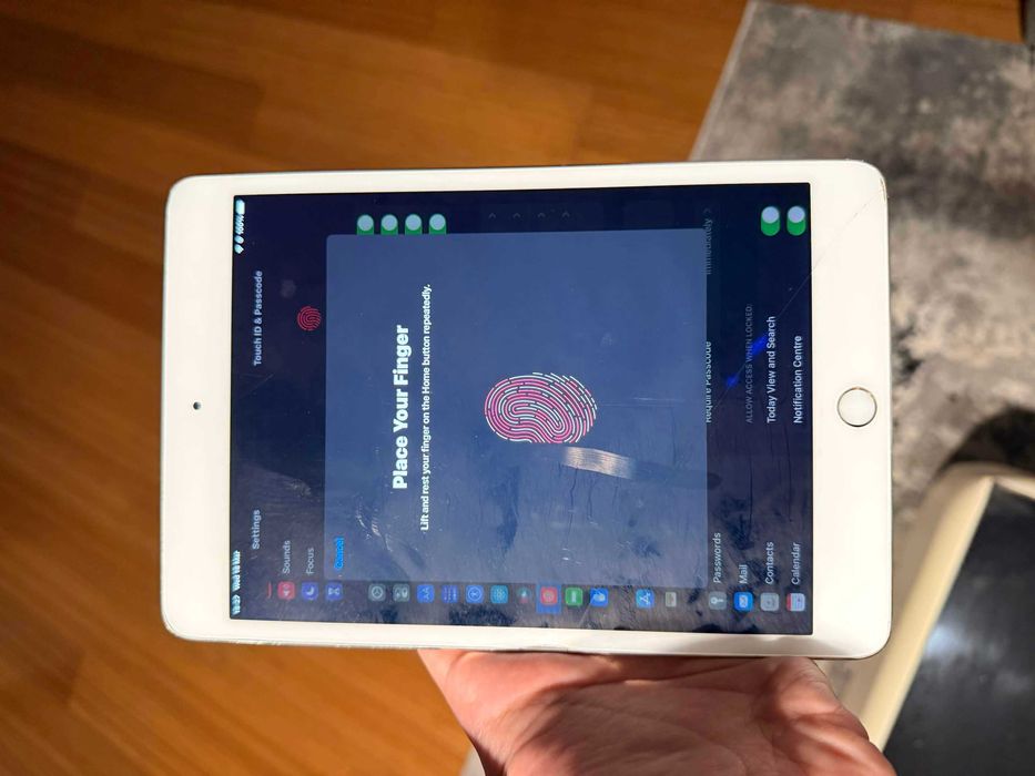 Ipad 4 mini gold 64gb