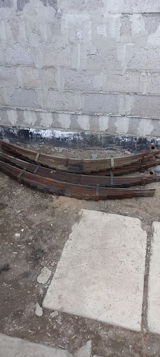 Рессоры от прицепа маз или камаз