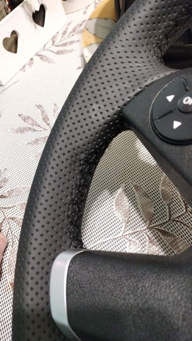 Волан за мерцедес W212 с пера