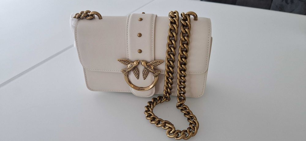 Бяла кожена чанта Pinko