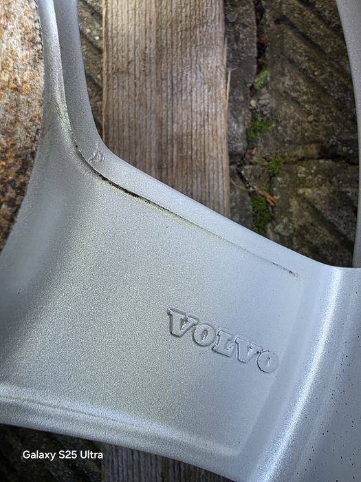 Лети джанти 16ки 5х108 Volvo + зимни гуми 205/55/16 Nokian