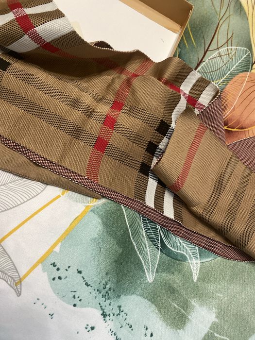 Set caciula si fular, Burberry