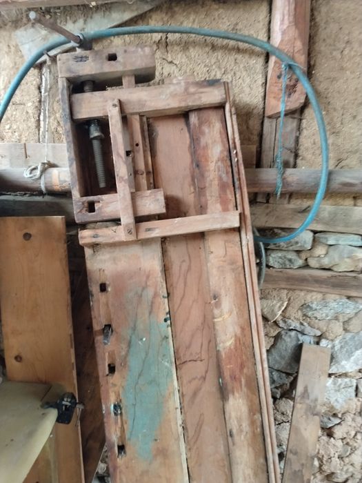 Дърводелски тезгях , цена 250 евро